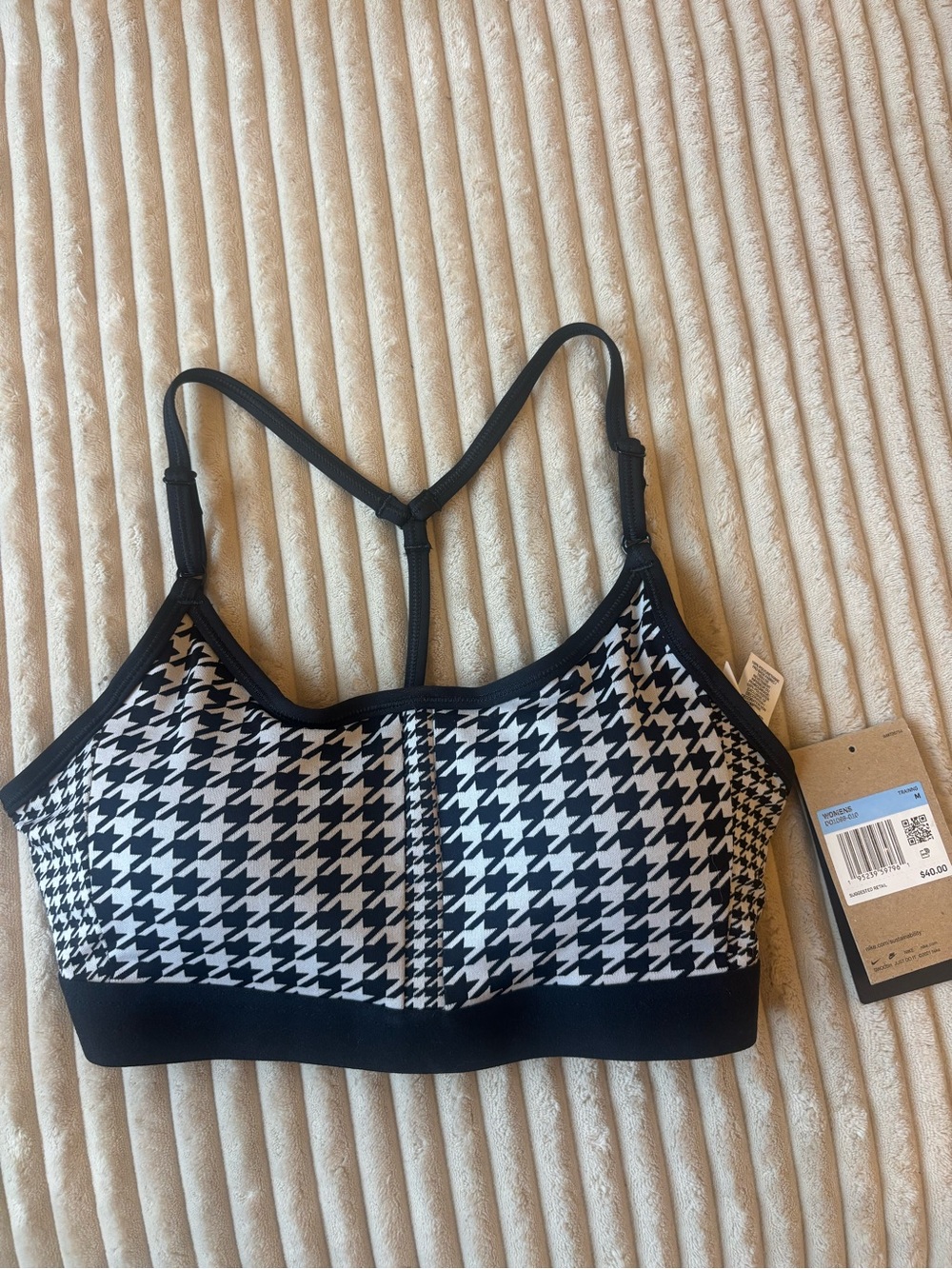 Nike Black and White Houndstooth Strappy Sports Bra